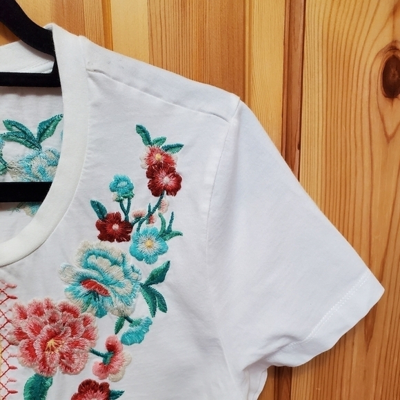 DRIFTWOOD WHITE CLASSIC TEE T-SHIRT GREEN CORAL FLORAL EMBROIDERY WOMEN LARGE - Picture 12 of 16